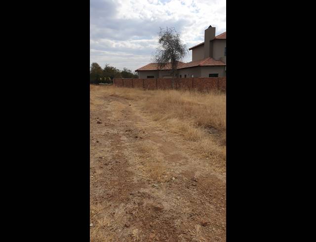 979M² VACANT LAND SOLD IN PEBBLE ROCK GOLF VILLAGE